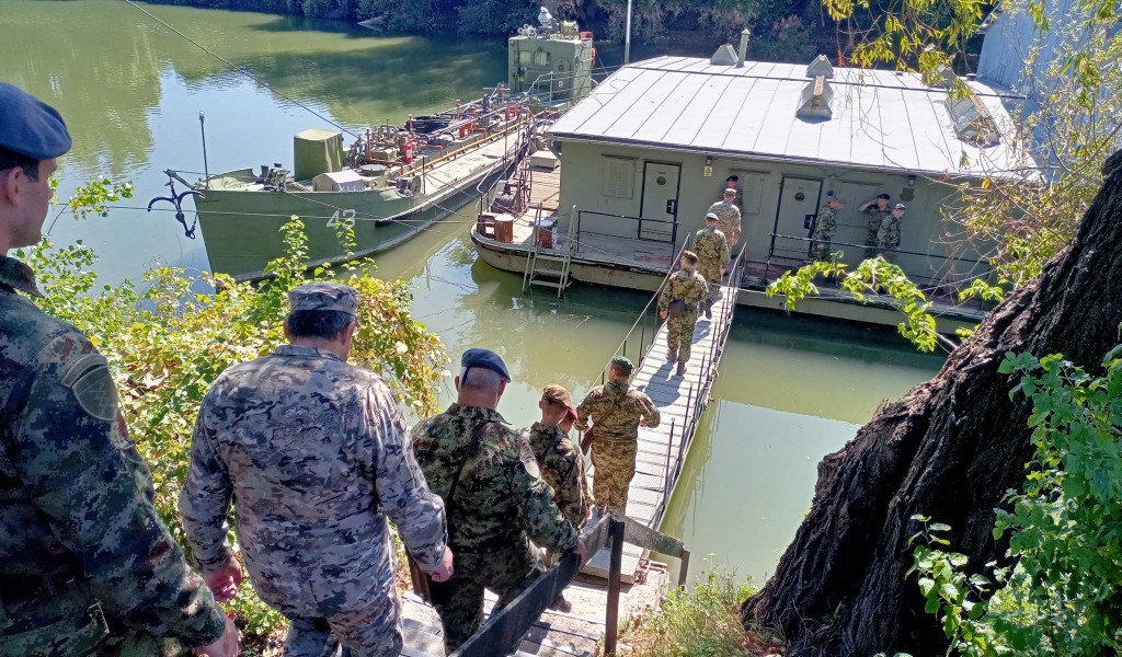 Command and Staff Course students visit River Flotilla